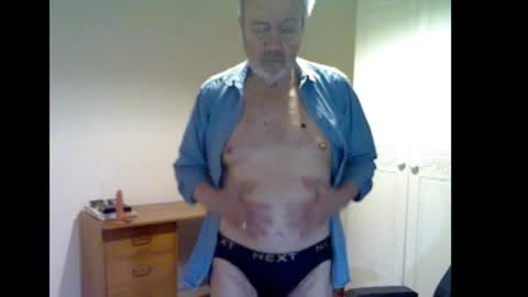 erasmus_d online show from 03/04/26, 06:36