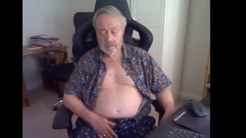 Snapshot of erasmus_d chatting on 06/21/26, 04:42 erasmus_d online show from 06/21/26, 04:42