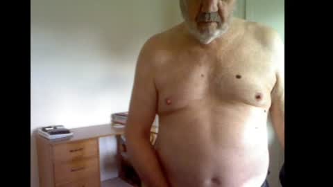 Snapshot of erasmus_d chatting on 06/30/26, 04:41 erasmus_d online show from 06/30/26, 04:41