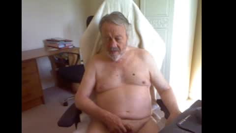 Snapshot of erasmus_d chatting on 07/13/26, 04:32 erasmus_d online show from 07/13/26, 04:32