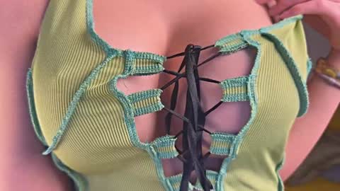 Alissa online show from 12/15/24, 01:11