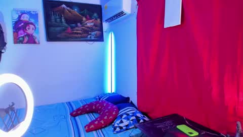 Snapshot of eren_blade_ chatting on 01/11/25, 05:31 Tht BOSS Eren online show from 01/11/25, 05:31