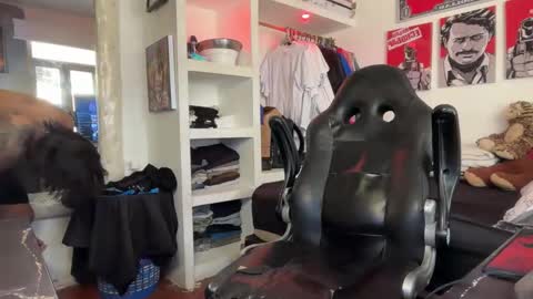 Snapshot of eren_blade_ chatting on 03/06/26, 07:21 Tht BOSS Eren online show from 03/06/26, 07:21