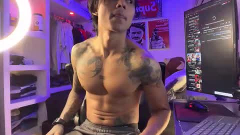 Snapshot of eren_blade_ chatting on 03/30/26, 12:00 Tht BOSS Eren online show from 03/30/26, 12:00