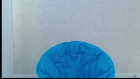 Snapshot of eren_jaeger2000 chatting on 05/24/26, 01:32 Eren online show from 05/24/26, 01:32