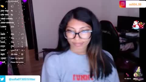 Snapshot of eren_mikasa chatting on 12/12/24, 06:31 sofia online show from 12/12/24, 06:31