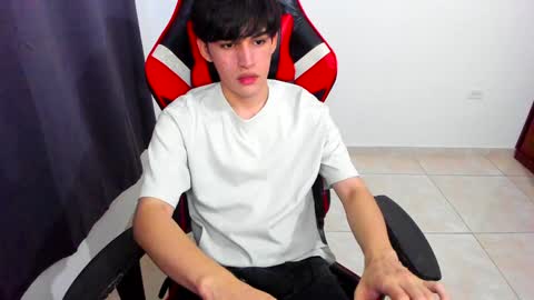 eren_tatakae online show from 01/22/25, 02:15