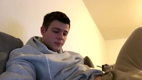 Snapshot of eric123754216 chatting on 11/08/25, 07:12 eric123754216 online show from 11/08/25, 07:12