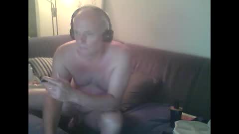 Eric online show from 06/10/26, 01:39