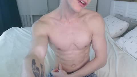 Eric Crush online show from 01/15/25, 03:43