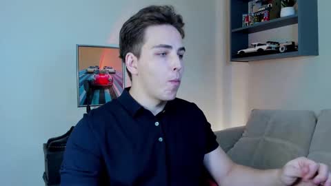 Snapshot of eric_ether chatting on 10/05/25, 05:33 Eric online show from 10/05/25, 05:33