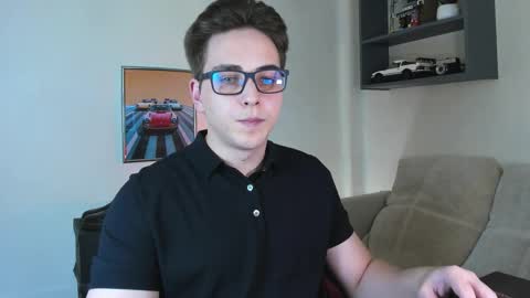 Snapshot of eric_ether chatting on 10/13/25, 09:04 Eric online show from 10/13/25, 09:04