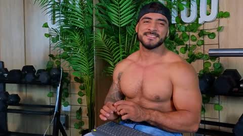 Brayan online show from 12/21/24, 09:04