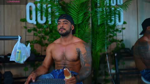 Brayan online show from 12/24/24, 01:16