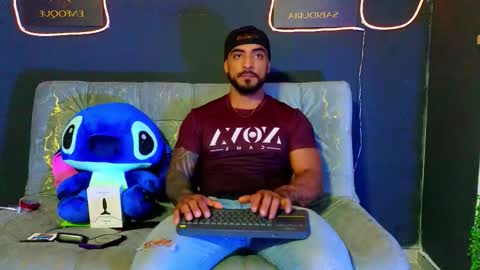 Brayan online show from 11/16/25, 10:04