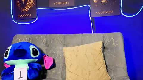 Snapshot of eric_harrison1 chatting on 12/21/25, 10:39 Brayan online show from 12/21/25, 10:39