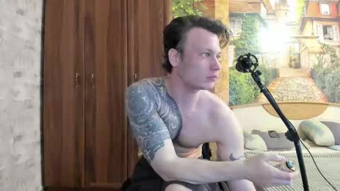 Eric online show from 09/29/25, 03:22