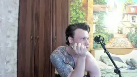 Eric online show from 10/31/25, 08:59