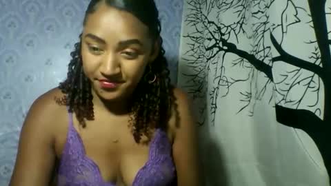 erica0586 online show from 09/26/25, 01:59