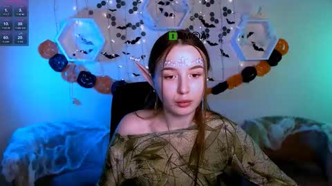 Snapshot of erica_breeze chatting on 10/21/25, 11:00 your dear Erica  online show from 10/21/25, 11:00
