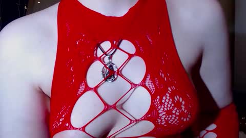 Erica online show from 12/25/24, 01:19