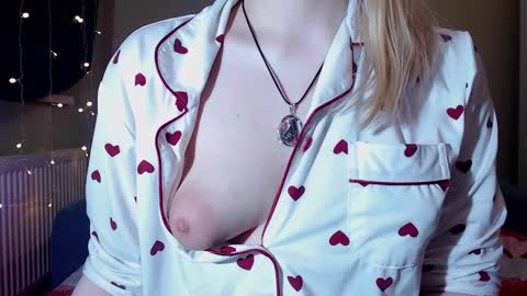 Erica online show from 02/23/25, 09:55