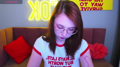 Erica 3 online show from 11/28/25, 01:19