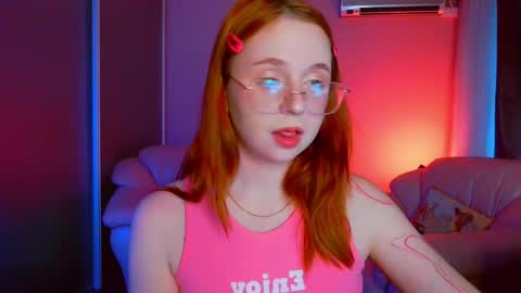 Erica 3 online show from 04/28/26, 01:37
