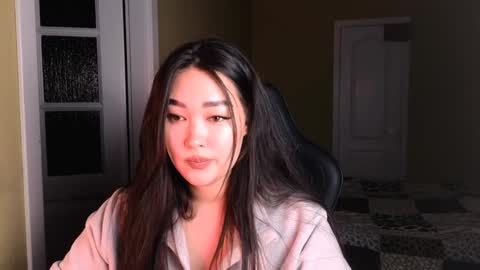 Erica Wayne online show from 01/05/25, 09:48