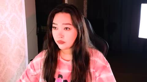 Snapshot of erica_wayne chatting on 11/23/25, 12:38 Erica Wayne online show from 11/23/25, 12:38