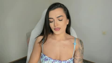 Snapshot of erica_xoo chatting on 03/12/26, 07:36 Riaaa online show from 03/12/26, 07:36