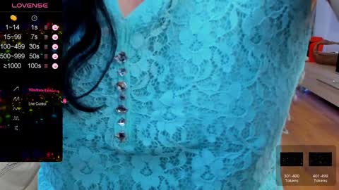 Erika online show from 12/10/24, 05:07