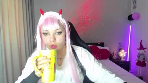 Snapshot of ericahoffman2 chatting on 12/18/24, 11:34 Erica online show from 12/18/24, 11:34