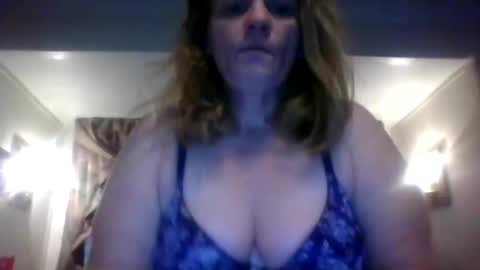 Snapshot of ericas080625 chatting on 10/15/25, 10:43 EazyE  MattyDaddy online show from 10/15/25, 10:43