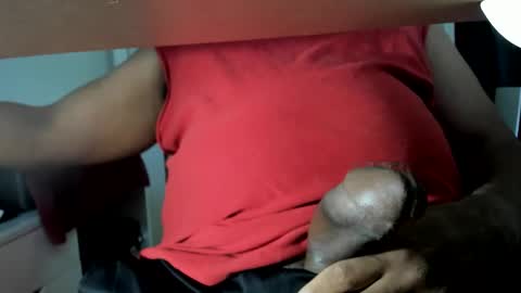 Snapshot of ericbishop1 chatting on 10/10/25, 02:49 EricBishop1 online show from 10/10/25, 02:49