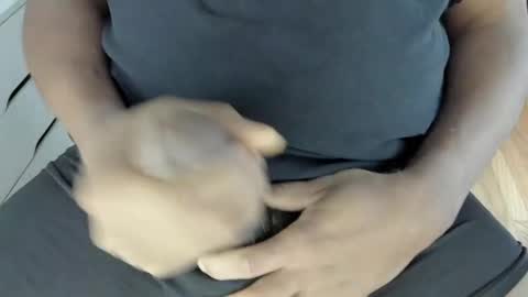 Snapshot of ericbishop1 chatting on 04/07/26, 08:42 EricBishop1 online show from 04/07/26, 08:42