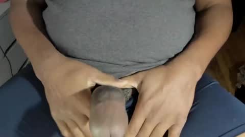 Snapshot of ericbishop1 chatting on 04/13/26, 12:21 EricBishop1 online show from 04/13/26, 12:21