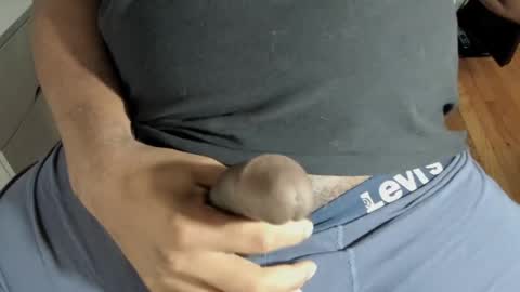 Snapshot of ericbishop1 chatting on 04/16/26, 06:30 EricBishop1 online show from 04/16/26, 06:30