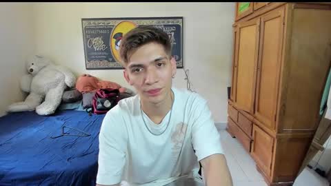 Snapshot of erick_de_rossee chatting on 03/19/26, 06:23 erick_de_rossee online show from 03/19/26, 06:23