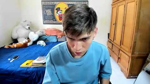 Snapshot of erick_de_rossee chatting on 03/20/26, 06:24 erick_de_rossee online show from 03/20/26, 06:24