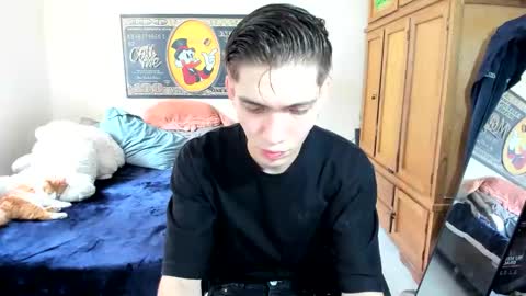 Snapshot of erick_de_rossee chatting on 04/21/26, 06:55 erick_de_rossee online show from 04/21/26, 06:55