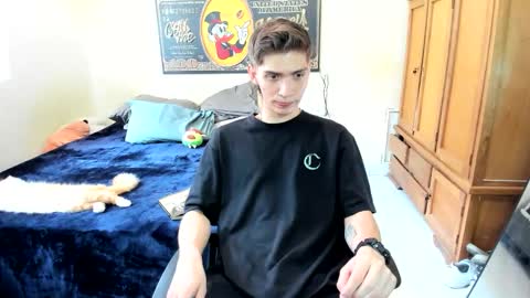 Snapshot of erick_de_rossee chatting on 05/15/26, 06:59 erick_de_rossee online show from 05/15/26, 06:59