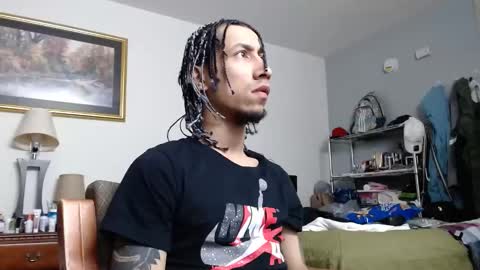 Snapshot of erick_martinezz chatting on 02/19/25, 03:50 erick online show from 02/19/25, 03:50