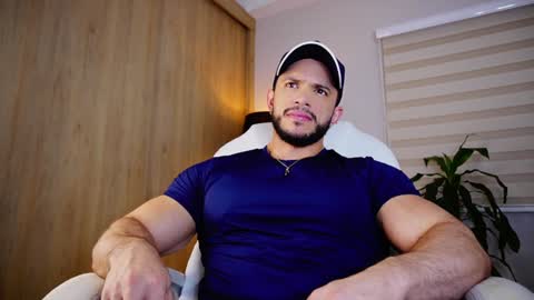 Snapshot of erick_thompson chatting on 12/04/24, 09:57 Erick Thompson online show from 12/04/24, 09:57