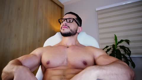 Snapshot of erick_thompson chatting on 12/27/24, 10:59 Erick Thompson online show from 12/27/24, 10:59