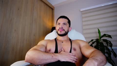 Snapshot of erick_thompson chatting on 01/03/25, 09:05 Erick Thompson online show from 01/03/25, 09:05