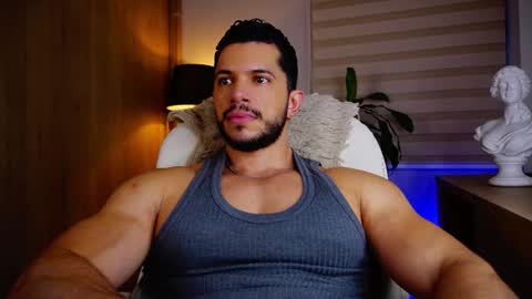 Snapshot of erick_thompson chatting on 10/10/25, 10:31 Erick Thompson online show from 10/10/25, 10:31