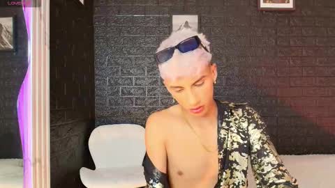 erick online show from 10/09/25, 06:33