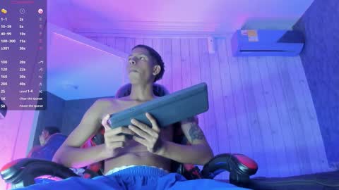 Snapshot of erick_wal chatting on 10/19/25, 02:12      online show from 10/19/25, 02:12