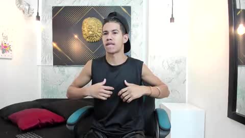 Snapshot of erick_zhimerman chatting on 02/10/25, 05:14 online show from 02/10/25, 05:14